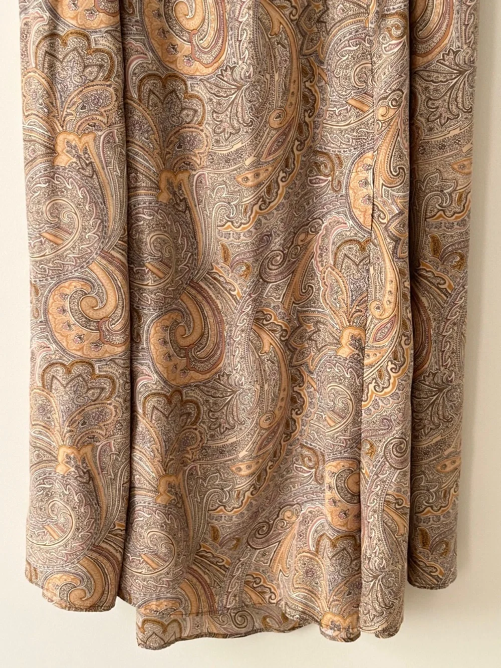 Elisabeth Liz Claiborne 100% Silk Paisley Maxi Skirt
